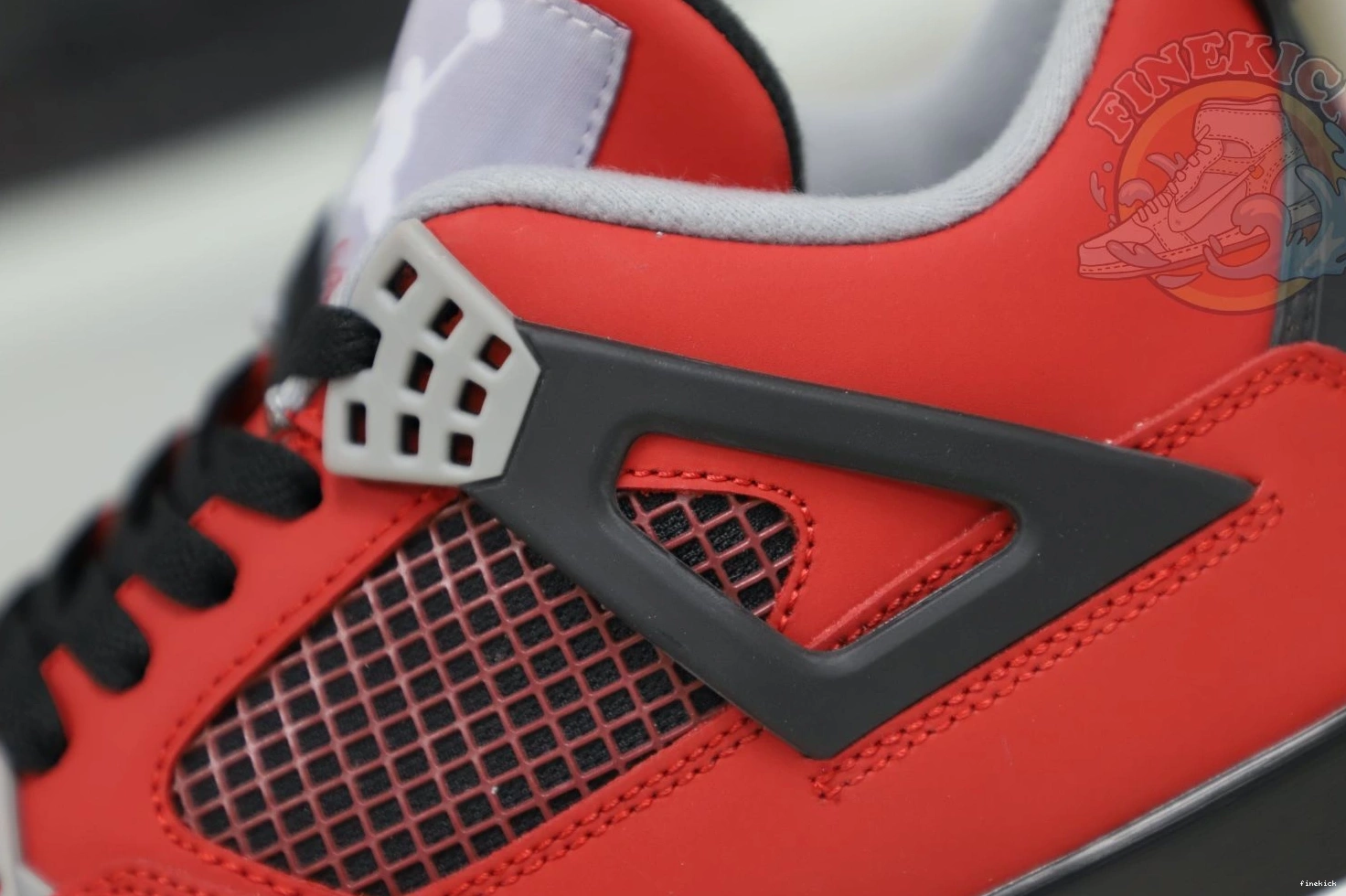 Jordan Air RetroToro Jordan4 Bravo 1202